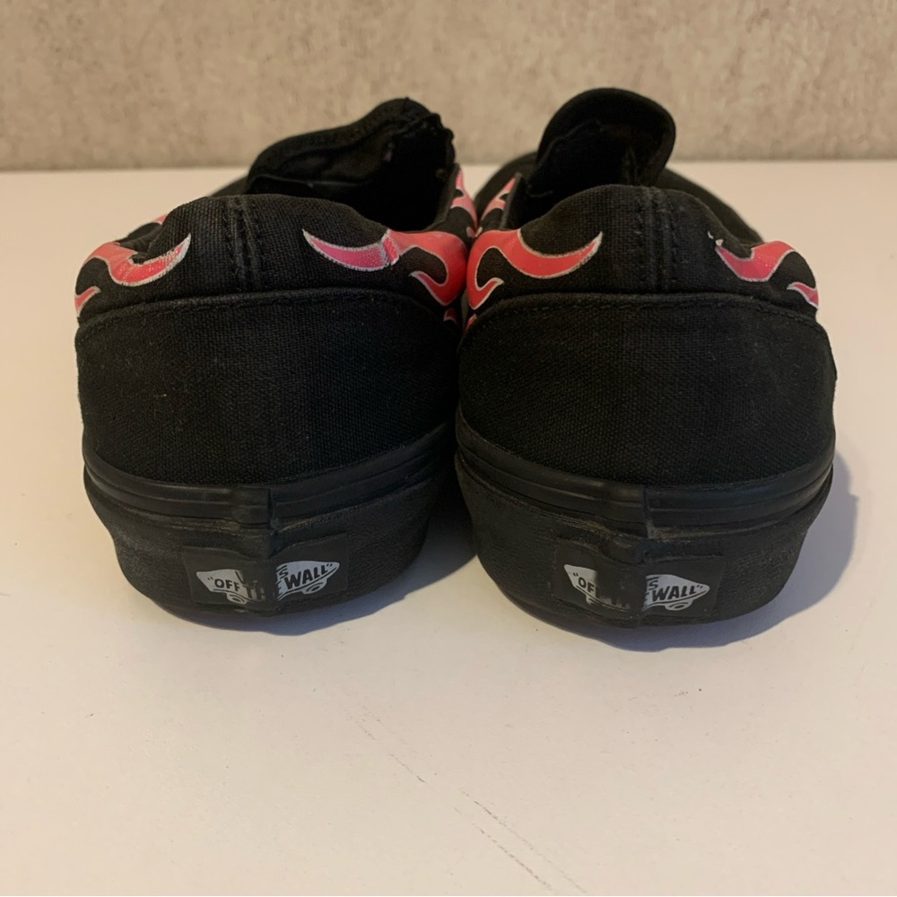 Vans slip on Black Sneakers with pink flame women’s size 8 - Picture 4 of 11